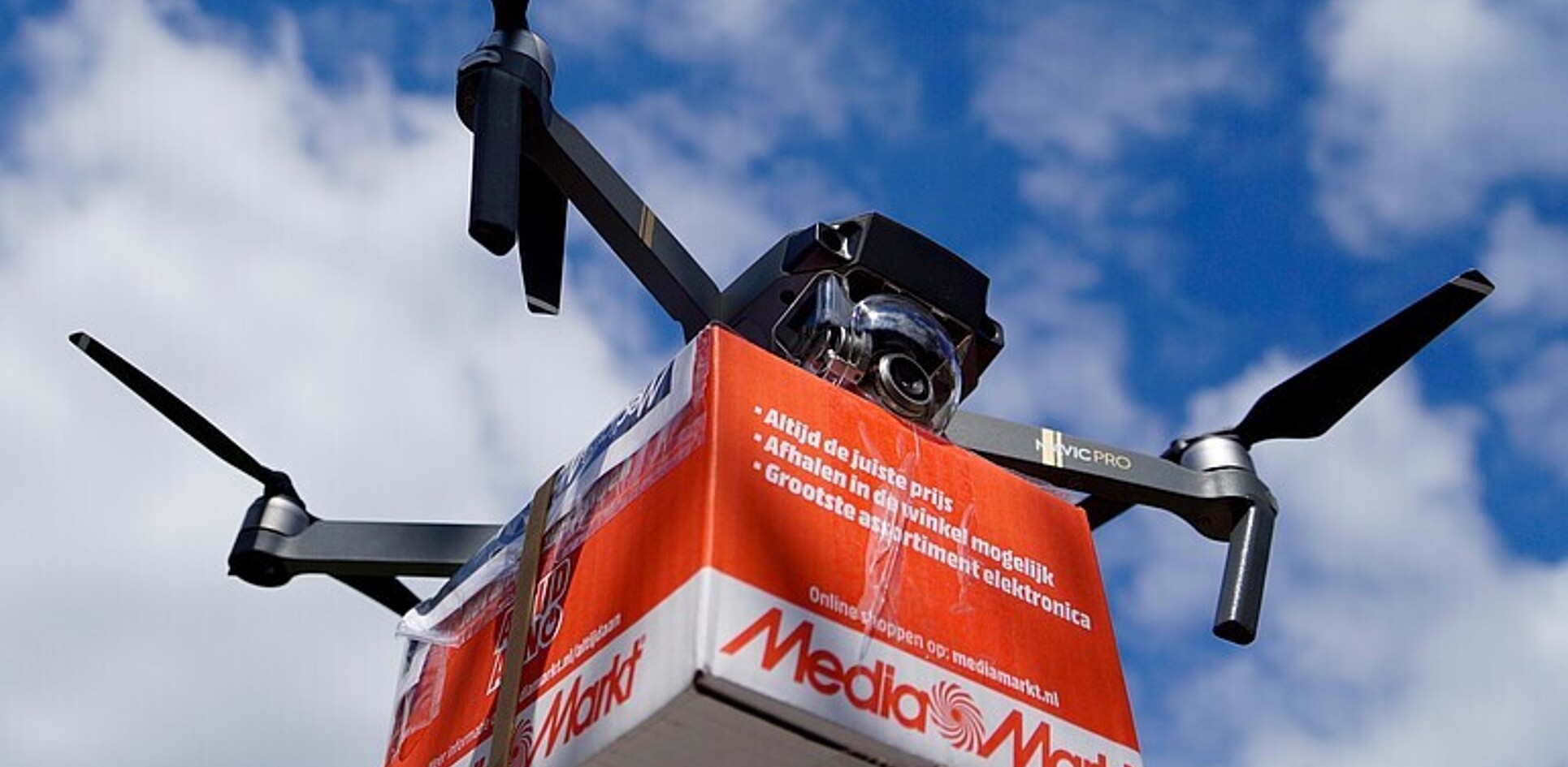 The Benefits Of Combining Drones And Trucks For Deliveries